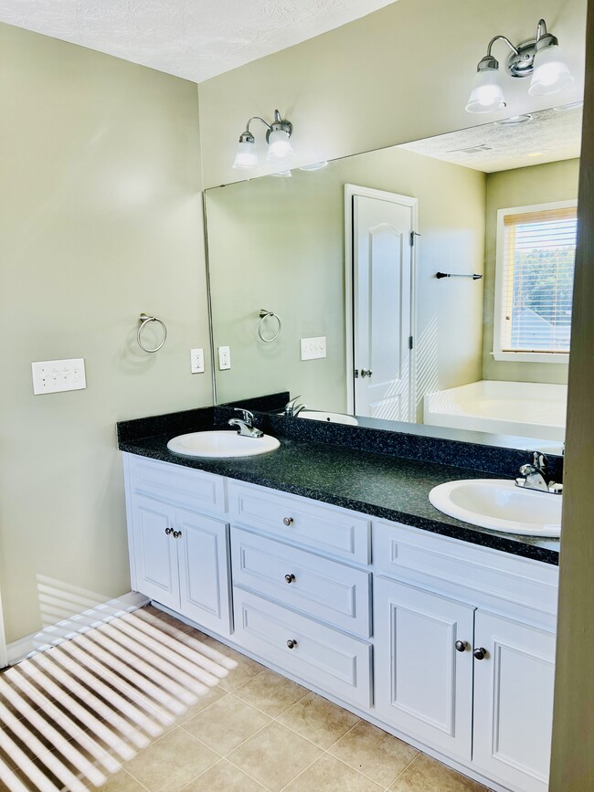 Master Bathroom - 37 Fairfield Dr