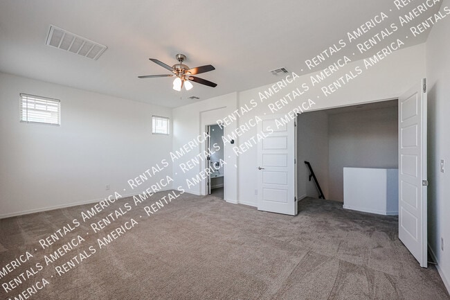 Building Photo - 5509 N 108th Ave