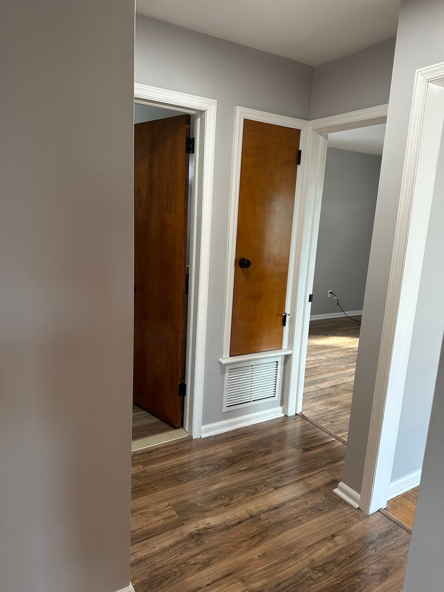 Hallway - 33B Hussa St