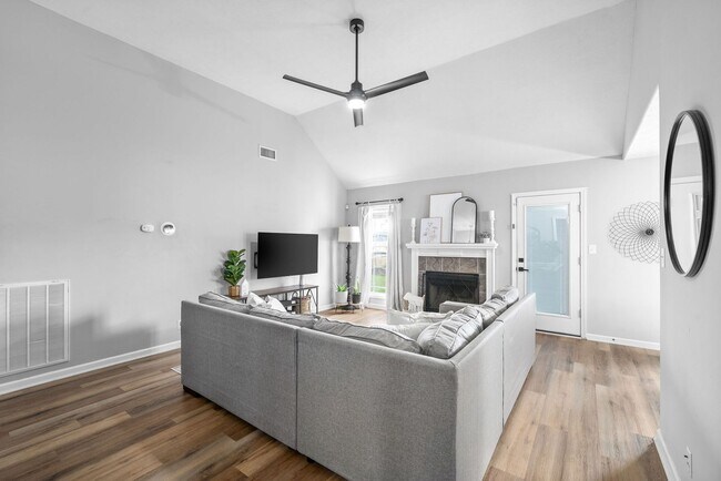 Building Photo - Gorgeous 3 Bedroom 2.5 Bath Home For Rent!!!