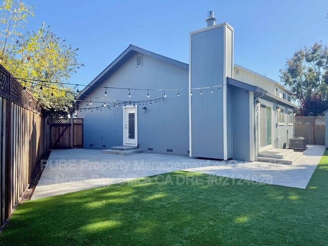 Building Photo - 4321 Gloria Ct