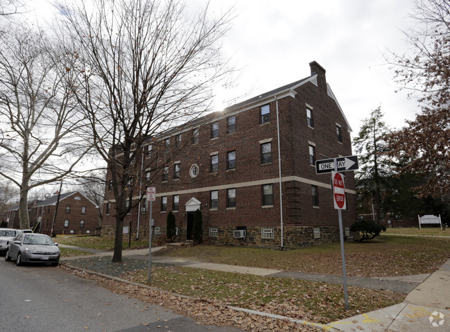 Building Photo - Dunmanway Apartments