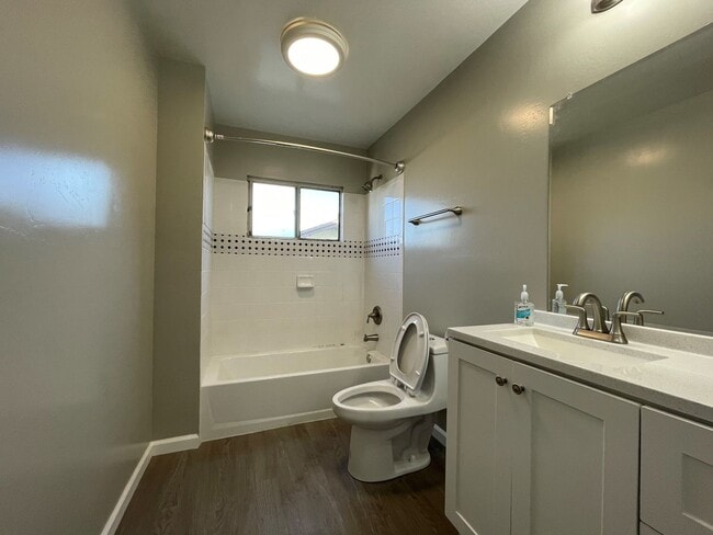 Building Photo - Guy &amp; Crowell