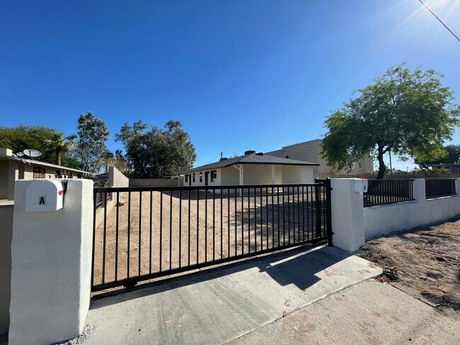 Building Photo - Charming 1 bed 1 bath in great location!