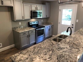 Building Photo - 227 Rye Dr