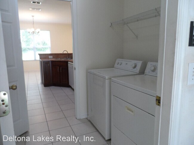 Building Photo - 3 br, 2 bath House - 234 W Tarrington Dr