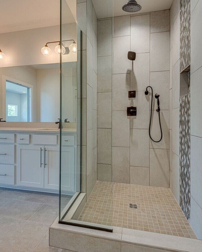 Building Photo - West Nashville Townhome