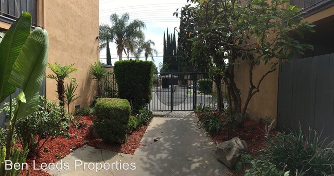 Interior Photo - 7351 Variel Ave