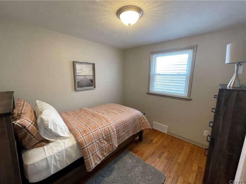 Building Photo - 202 Stafford Ave