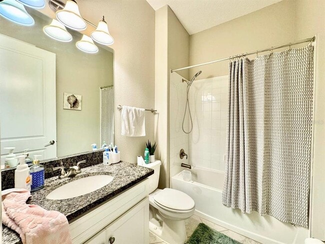 Building Photo - 2854 Hilliard Dr