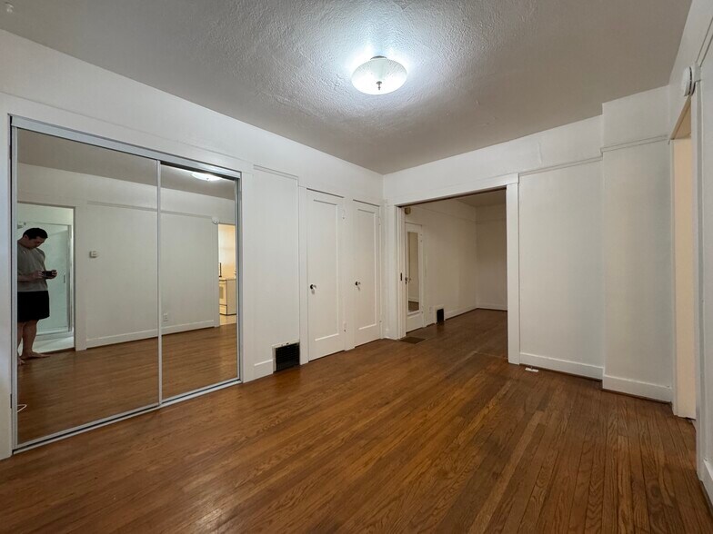 Bedroom Open - 2208 G St