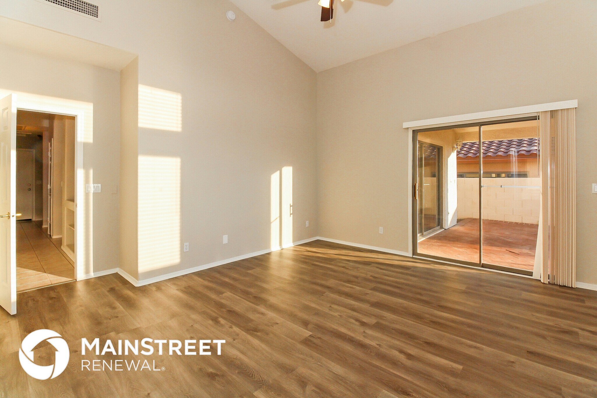 Building Photo - 11151 N Desert Flower Dr