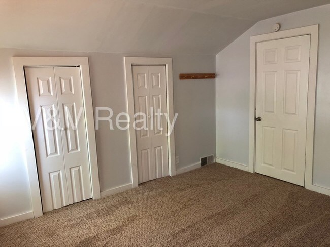 Building Photo - 600 CYPRESS ST (2 BEDROOM)