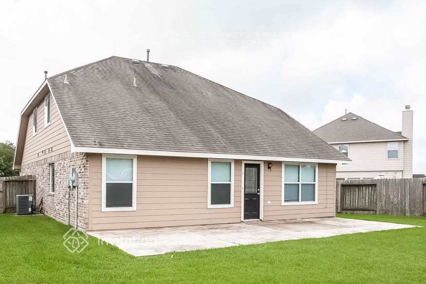 Building Photo - 2111 Wildbrook Canyon Ln