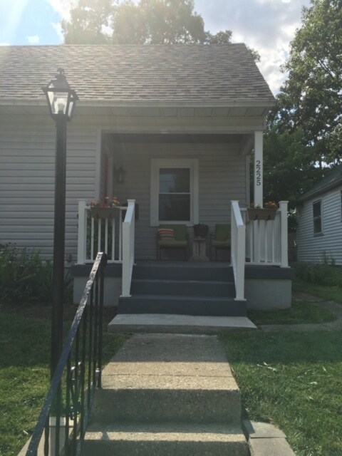 Primary Photo - 2225 Fauver Ave