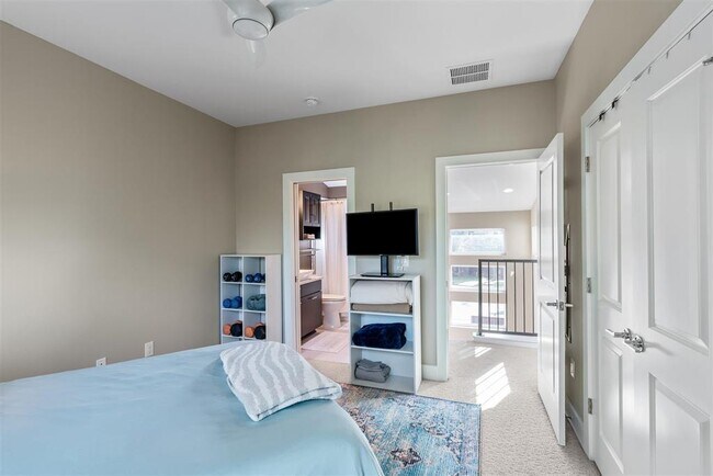 Building Photo - 3806 Bull Creek Rd