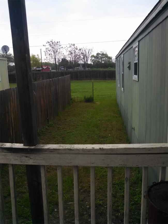 Building Photo - 48 Willowbrook Ct