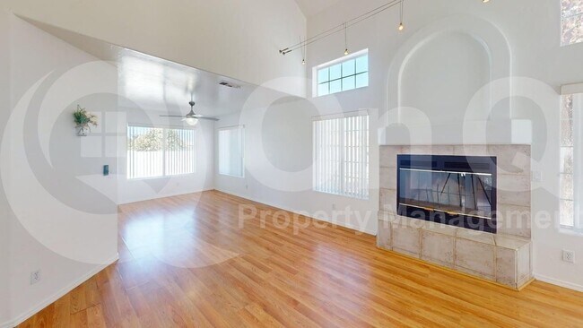 Building Photo - 9191 N Eaglestone Loop