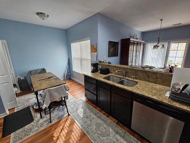 Building Photo - 136 Cordage Dr