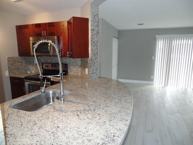 Building Photo - 3429 NW 44th St