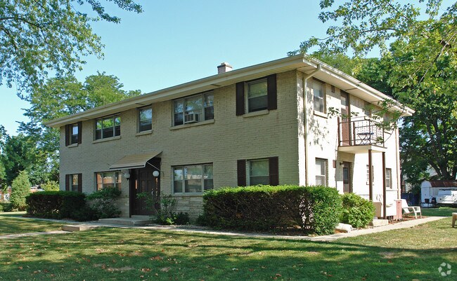 Building Photo - 7230 W Lakefield Dr