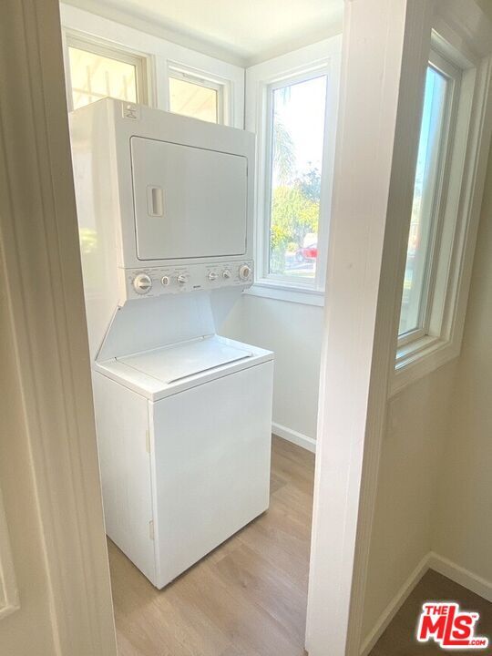 Building Photo - 4770 Edgewood Pl