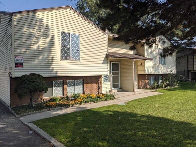 Building Photo - 4499 S 4000 W