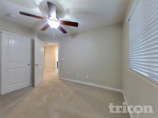 Building Photo - 12576 W Lindbergh Dr