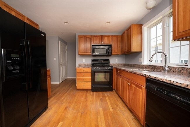 Building Photo - 1005 Trapelo Rd