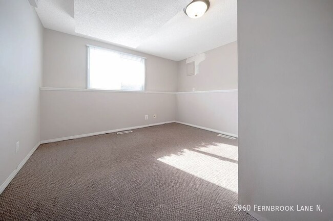 Building Photo - 4br 2ba 2cg  ~ Security Deposit Free Alter...