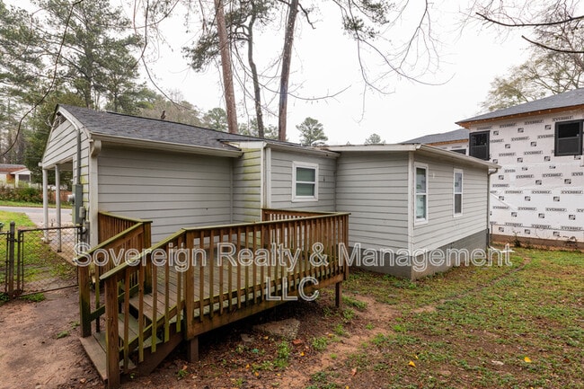 Building Photo - 3366 Delmar Ln NW