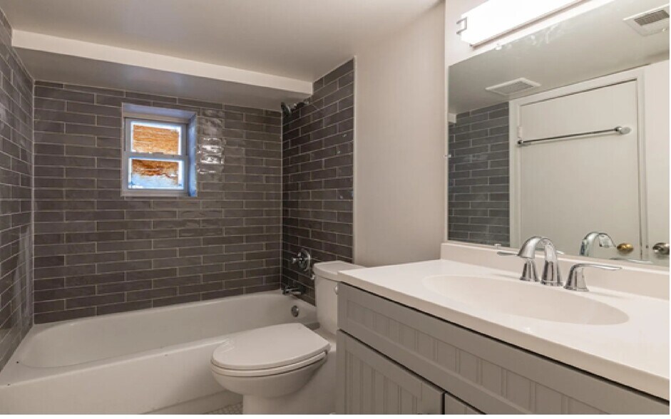 Building Photo - 2914 13th St NW
