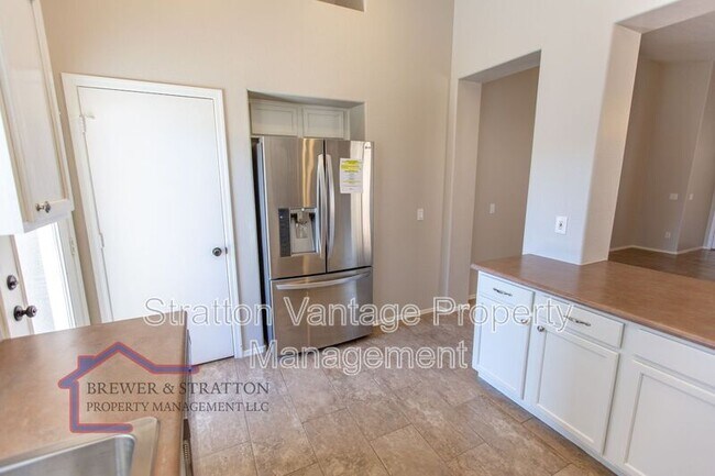 Building Photo - 3533 W Sousa Ct