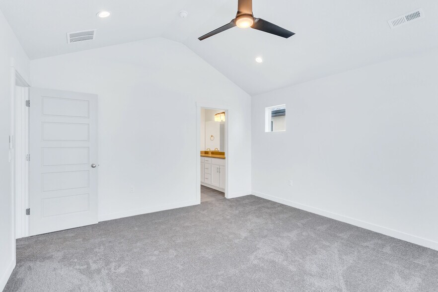 Building Photo - 371 W 3200 N