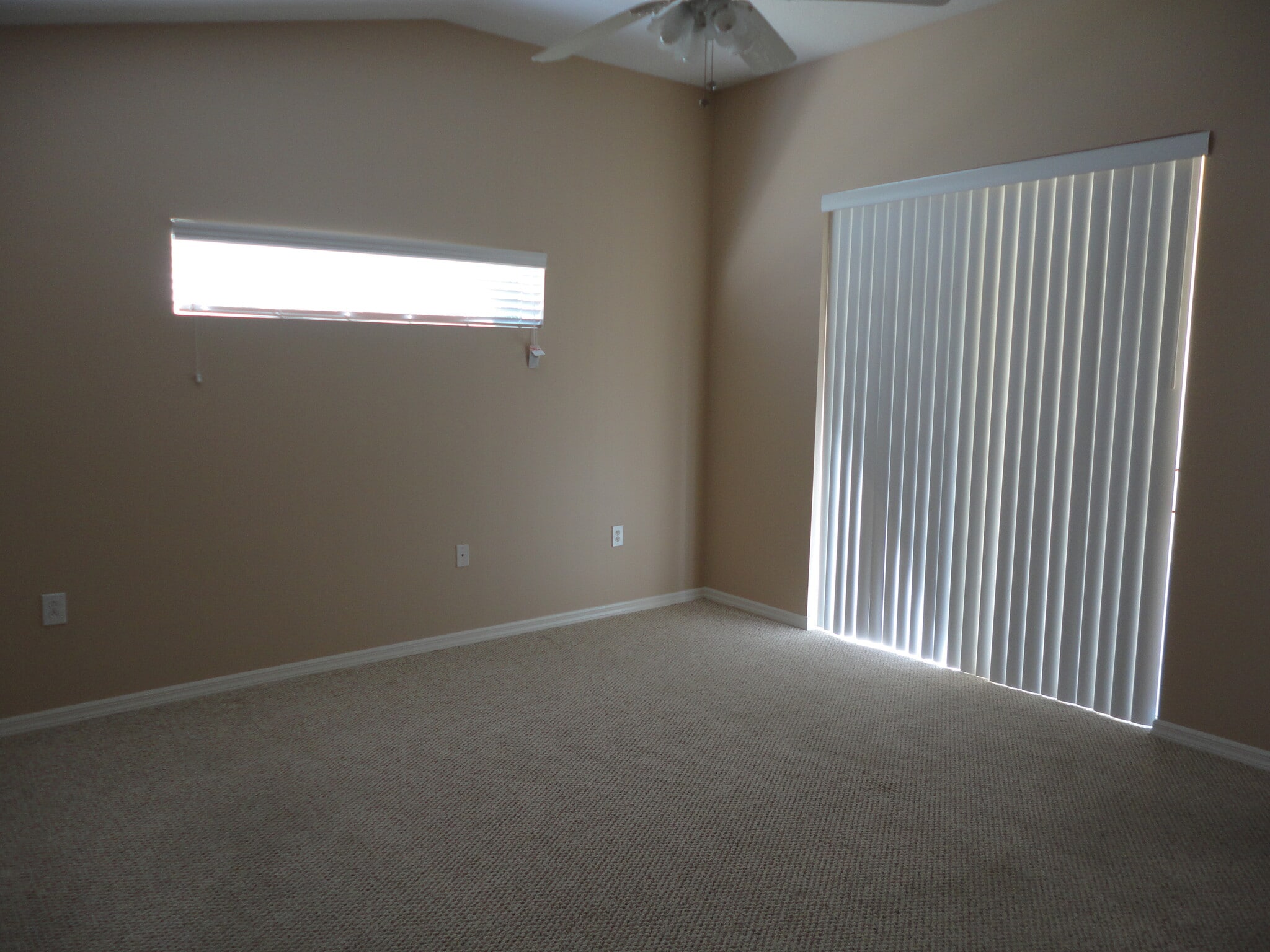 Building Photo - 30450 Wrencrest Dr