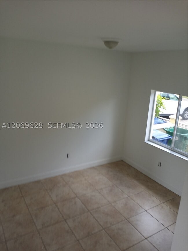 Building Photo - 18125 NW 74th Ct