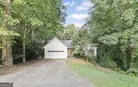 Building Photo - 61 Mulberry Pl