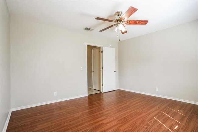 Building Photo - 5813 Wideleaf Dr