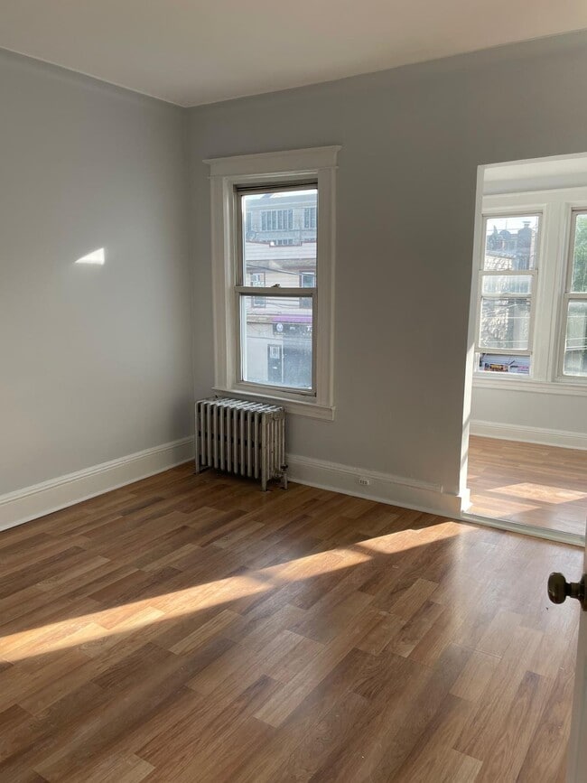 Building Photo - 10729 104th St