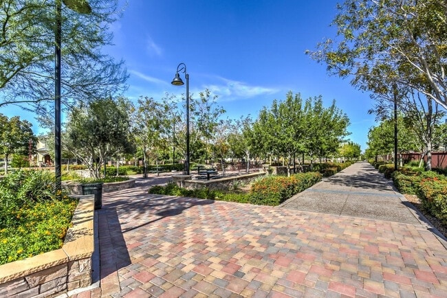 Building Photo - 3210 Brynley Ave