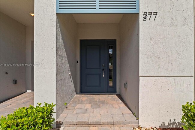 Building Photo - 377 NE 1st Ave