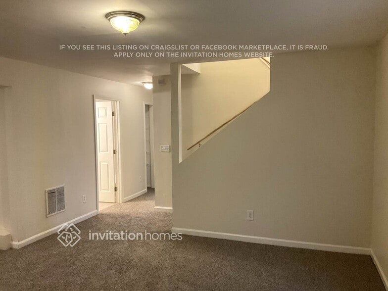 Building Photo - 1410 Chelsea Downs Ln NE