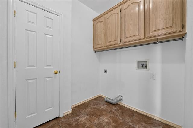 Building Photo - 305 Brazil Dr