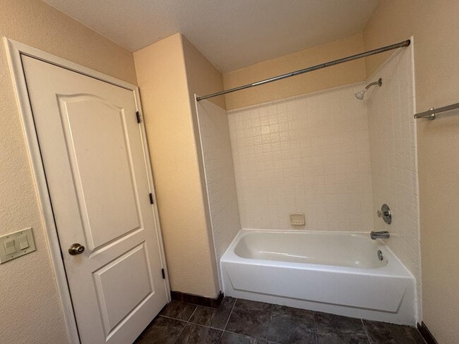 Building Photo - 4877 Los Reyes Dr