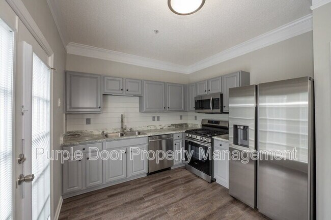 Building Photo - 1214 Charleston Ct
