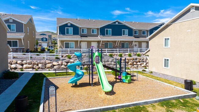 Building Photo - 14888 S Sliding Rock Way