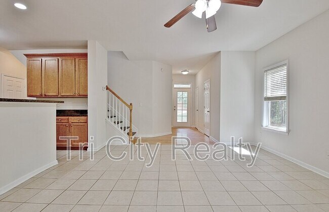 Building Photo - 111 Covington Terrace