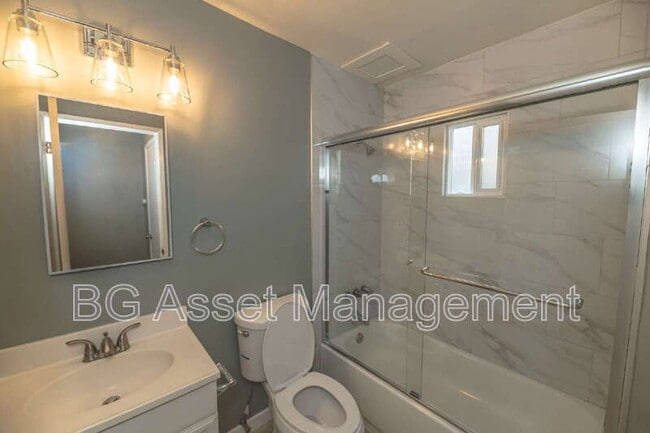 Building Photo - 1574 San Pablo Ave