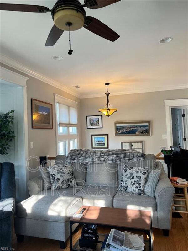 Building Photo - 9512 25th Bay St