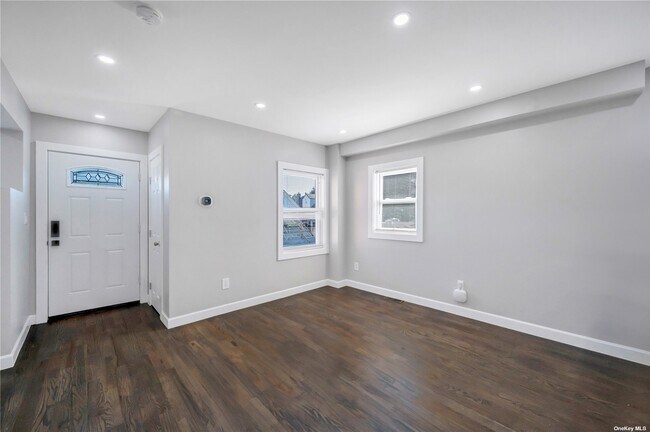 Building Photo - 119-2 226th St